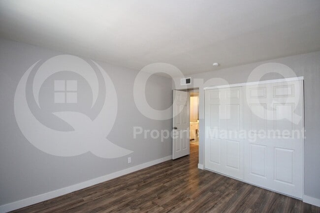 Foto del edificio - 6044 N 21st Ave