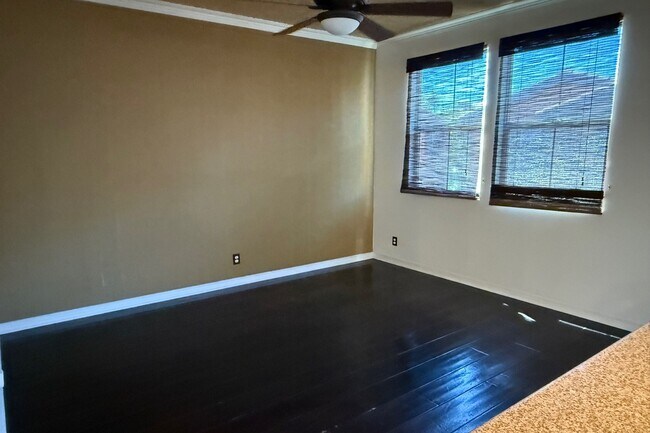 Foto del edificio - 602 Asbury Dr