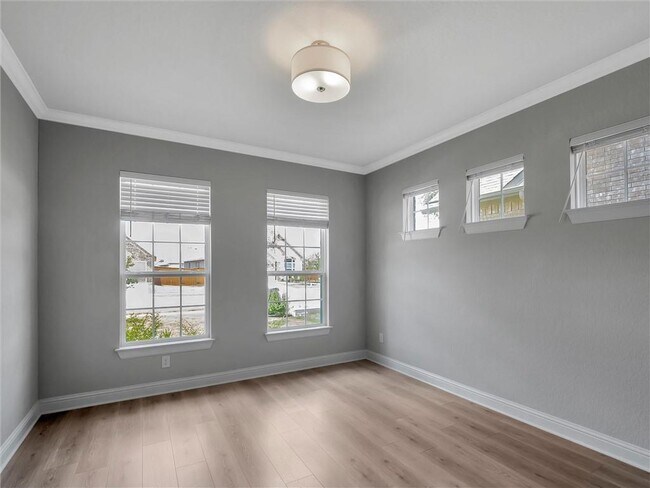 Foto del edificio - 129 Old Trinity Way