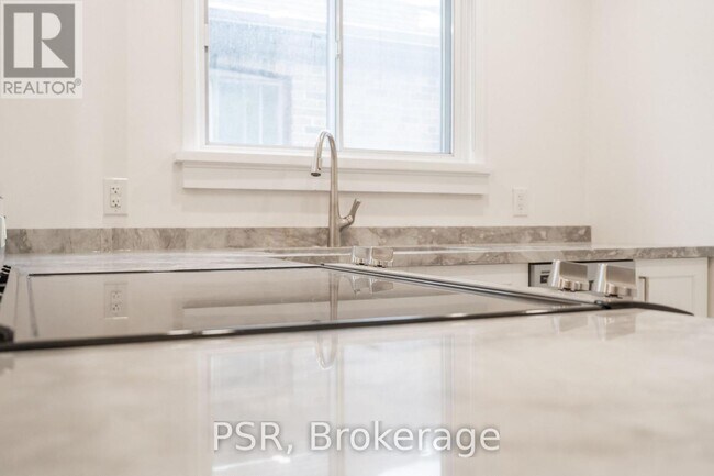 Photo du bâtiment - 25 Coulson Ave