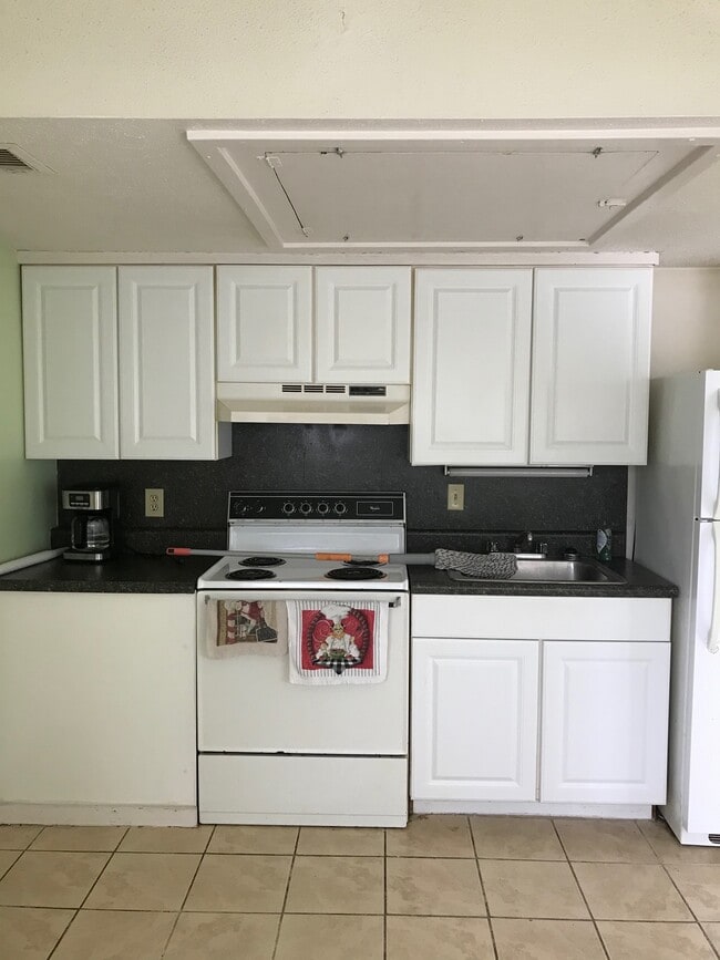 Photo - 456 Racine Dr Apartment