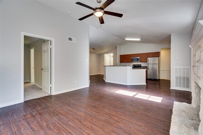Building Photo - 6804 N Capital of Texas Hwy