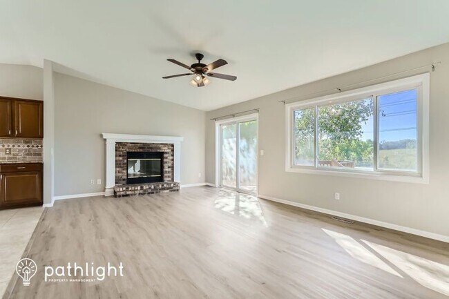 Foto del edificio - 4478 Oak Pond Rd