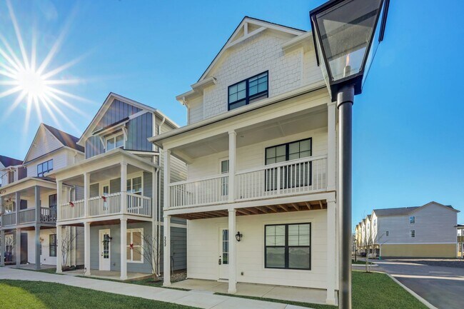 Building Photo - 222 Founders Ln