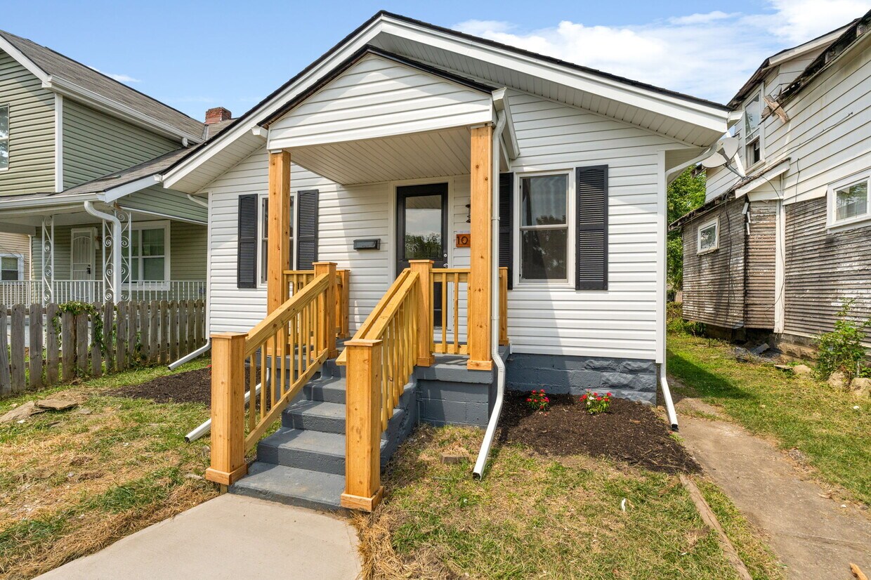 Primary Photo - 1014 Olmstead Ave