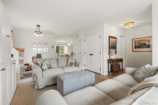 Foto del edificio - 357 Midland Ave