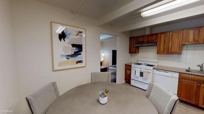 Foto del edificio - 1 br, 1 bath House - 762 Hamilton Ave Priv...