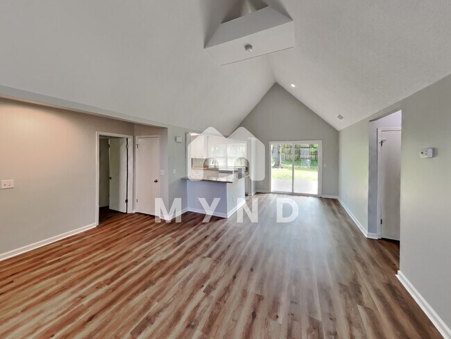 Building Photo - 1710 Farm Pond Ct