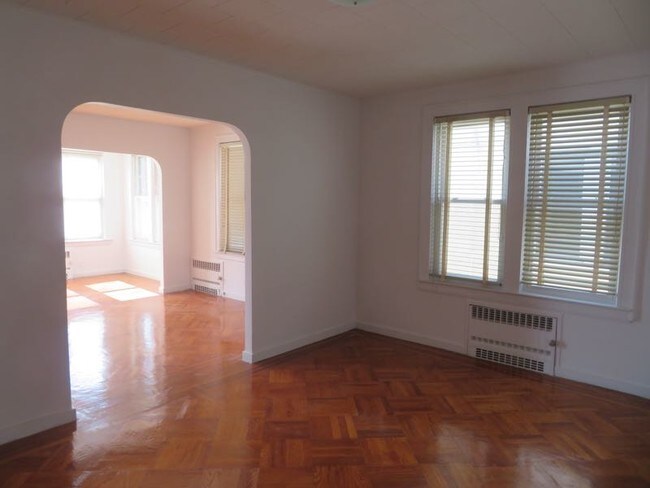 Foto del edificio - 4011 Avenue K