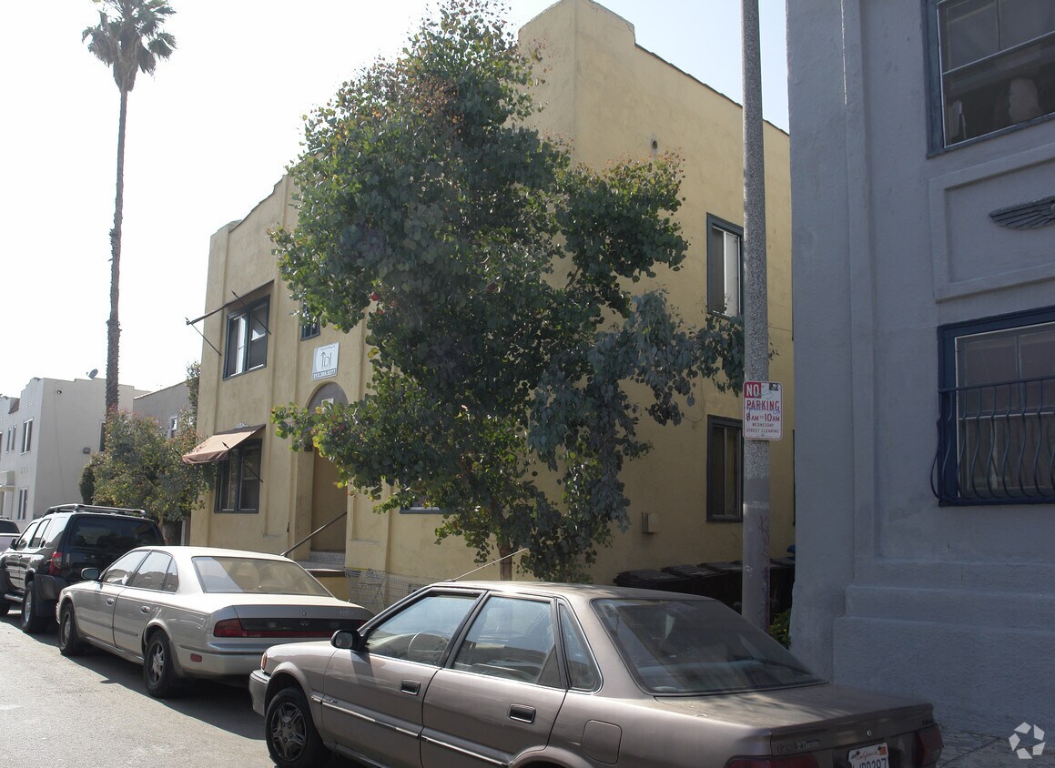 Primary Photo - Casa Nella Citta