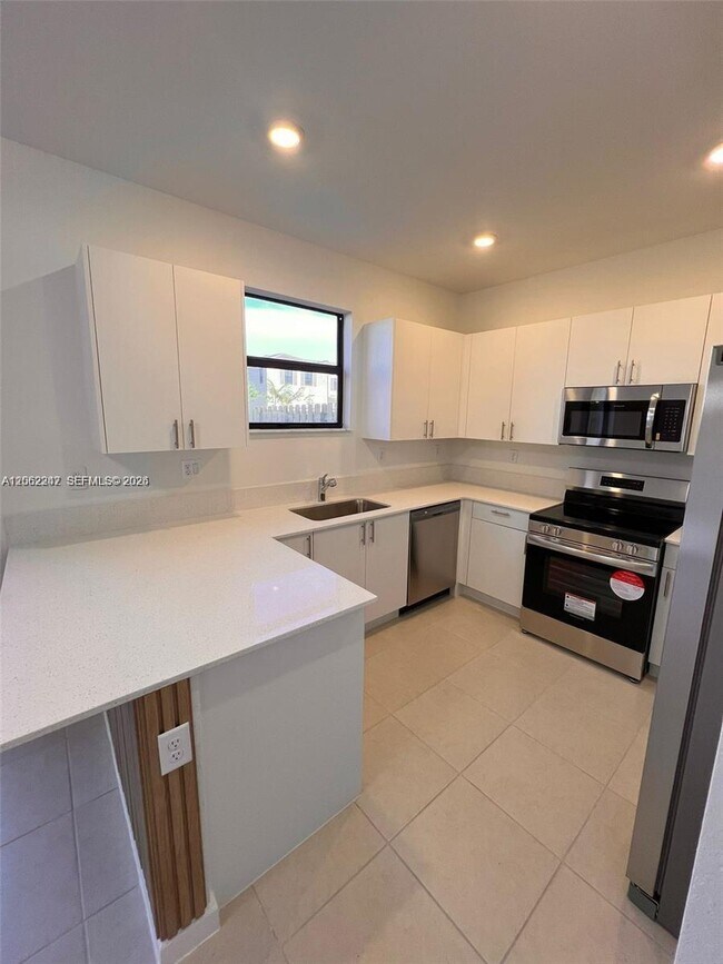 Foto del edificio - 23055 SW 129th Ct
