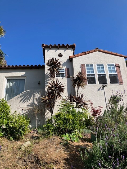 house front - 10540 Draper Ave
