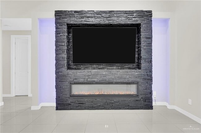 Building Photo - 31 Tierra Escondido