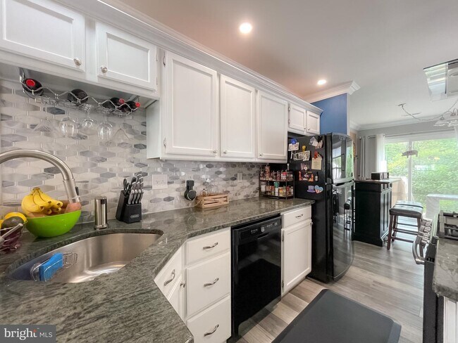 Foto del edificio - 3304 Sterling Rd