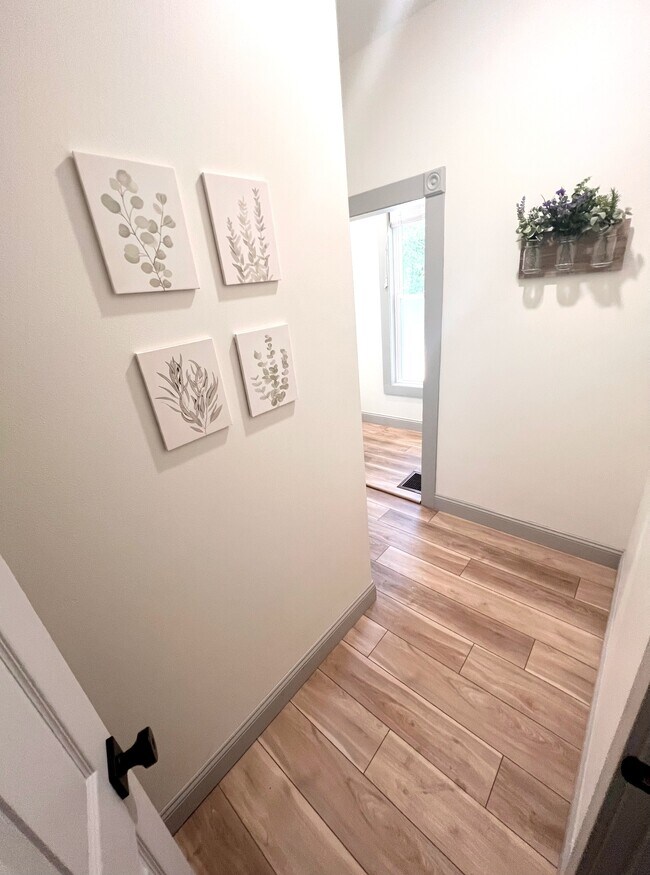 221 N Walnut St Unit C, Perryville, MO 63775 Apartments in Perryville