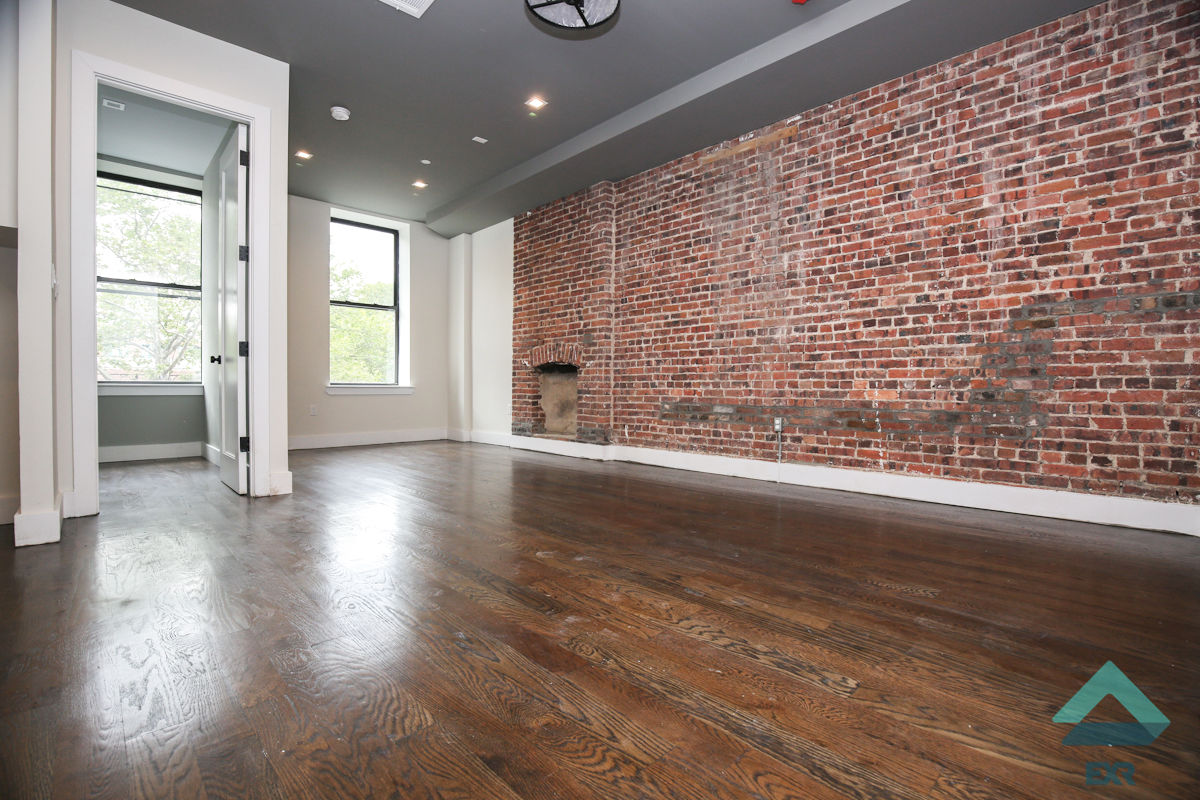 Foto principal - 1191 Bedford Ave