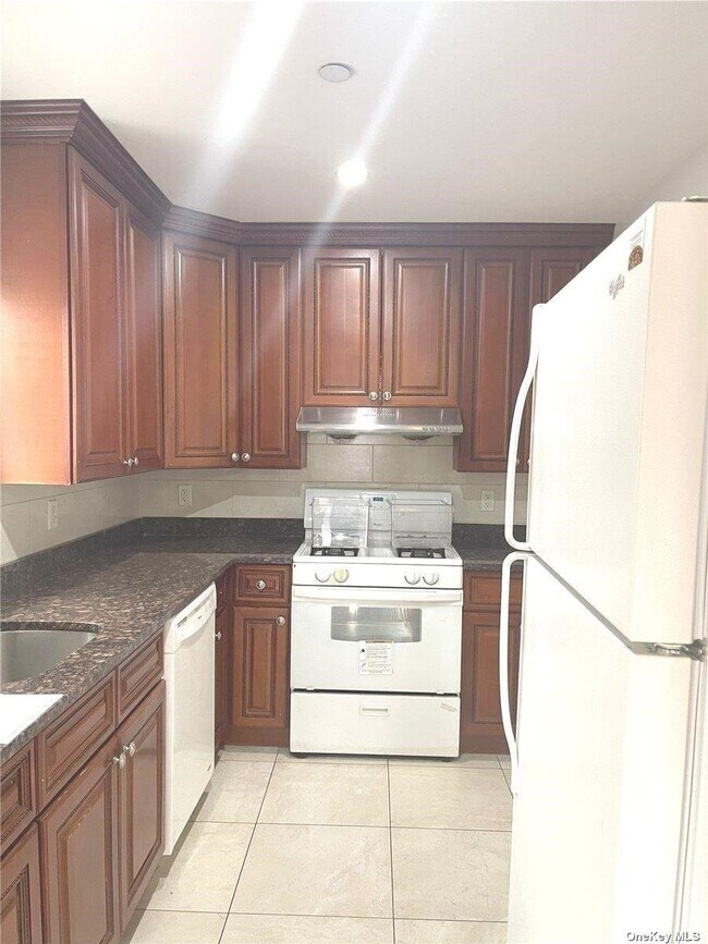 Building Photo - 99-47 63rd Rd