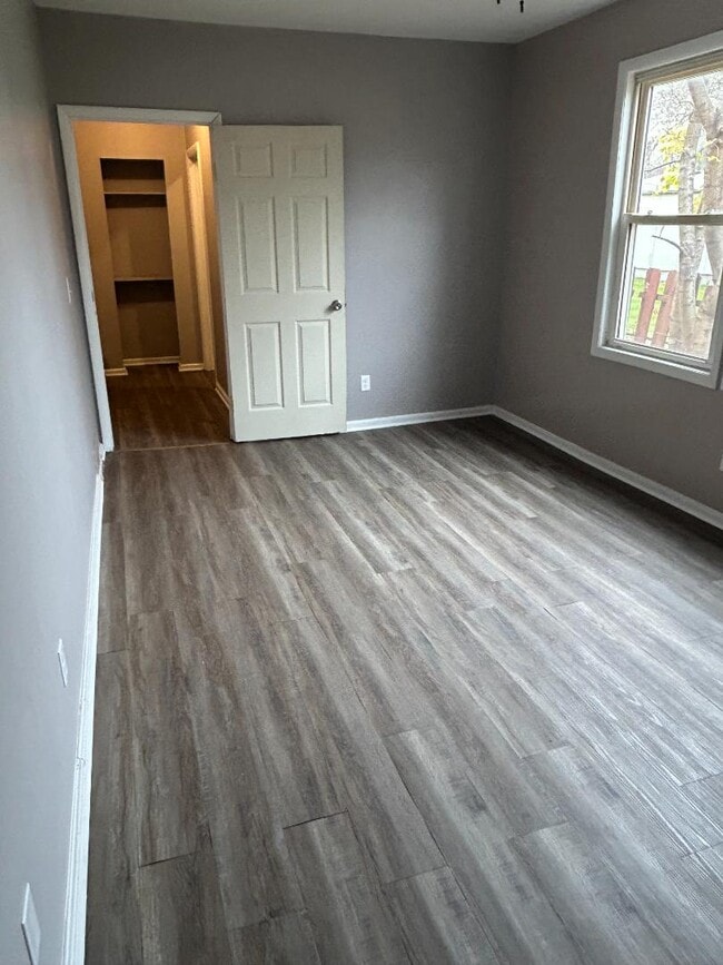 Foto del edificio - 1005 Bacon St