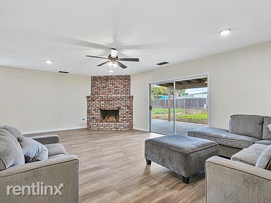 Foto del edificio - 3 br, 2 bath House - 200 N Argyle St