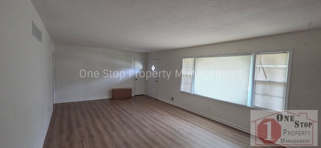 Building Photo - 2111 N 49th St
