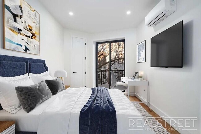 Foto del edificio - Bright 2BR with Functional Layout & Everyday Convenience