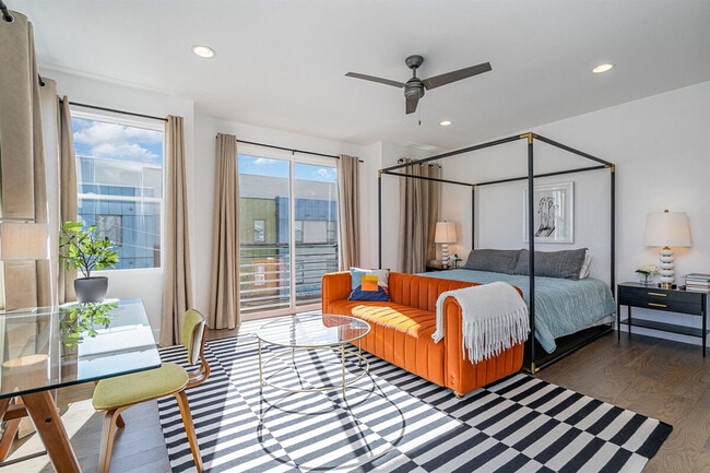 Building Photo - 1659 Duckworth Ave