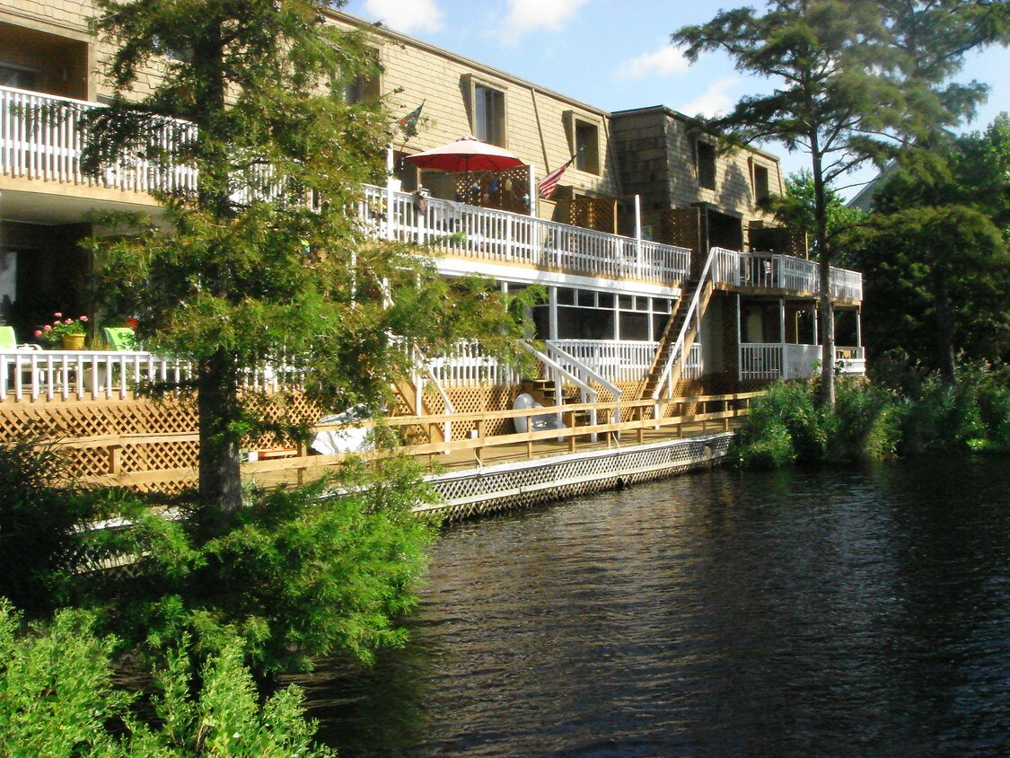 condo from water - 1 Camden Causeway
