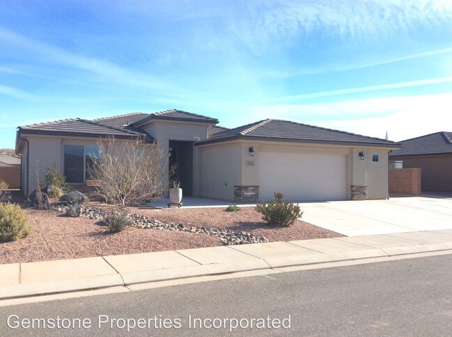Foto del edificio - 3 br, 2 bath House - 716 North 2875 West