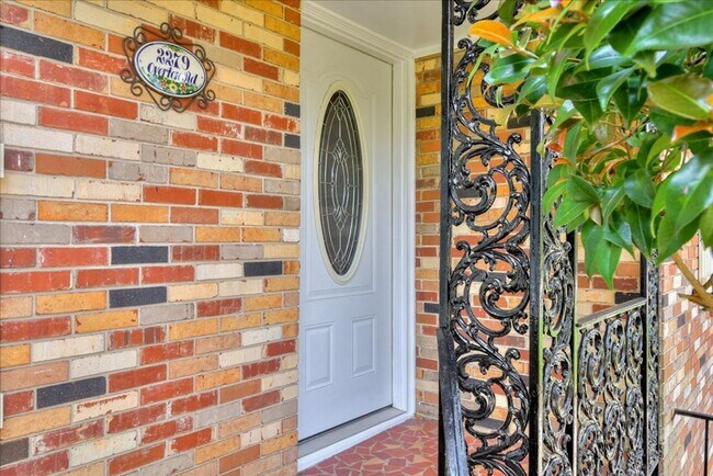 Foto del edificio - 2279 Overton Rd