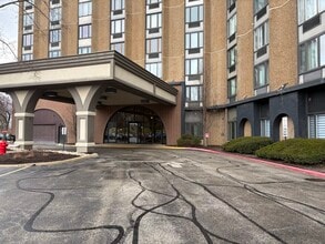 Building Photo - 1 One Renaissance Pl