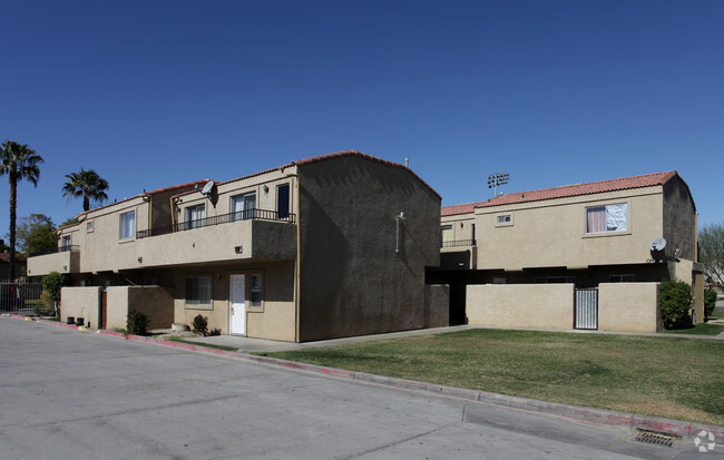 Building Photo - Royal Garden Apartments