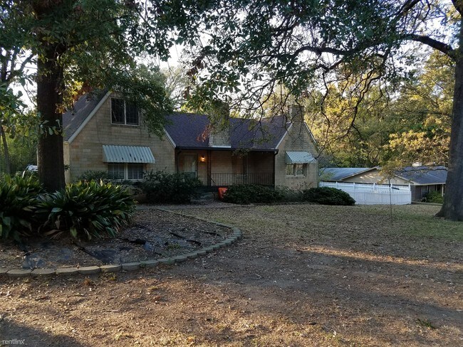 2631 New Copeland Rd Tyler Tx 75701 House For Rent In Tyler