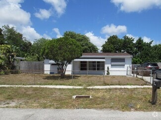 Building Photo - 431 Pensacola Dr