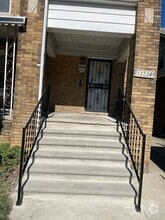 Building Photo - 13536 Santa Rosa Dr