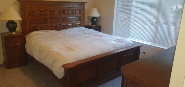 Foto del edificio - 91408 Kellogg Ln