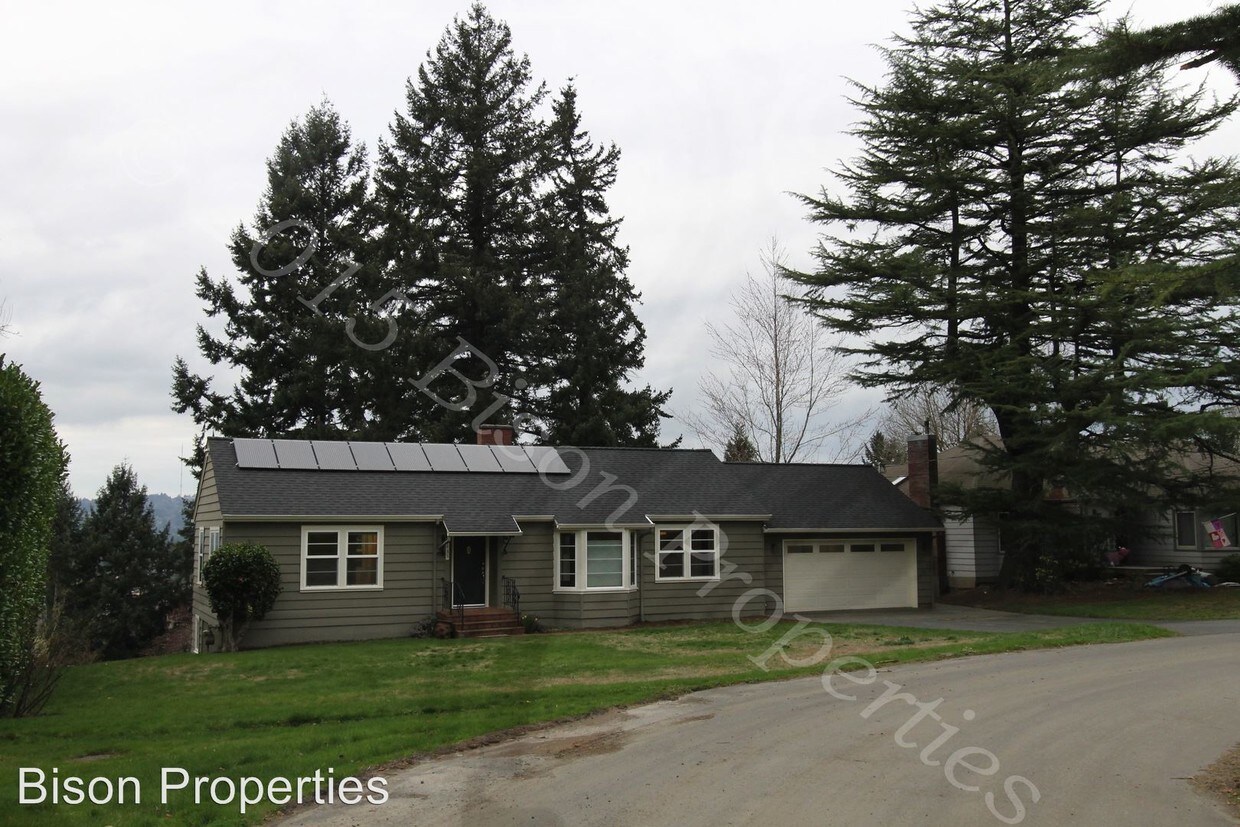 Primary Photo - 6435 SW Brugger St