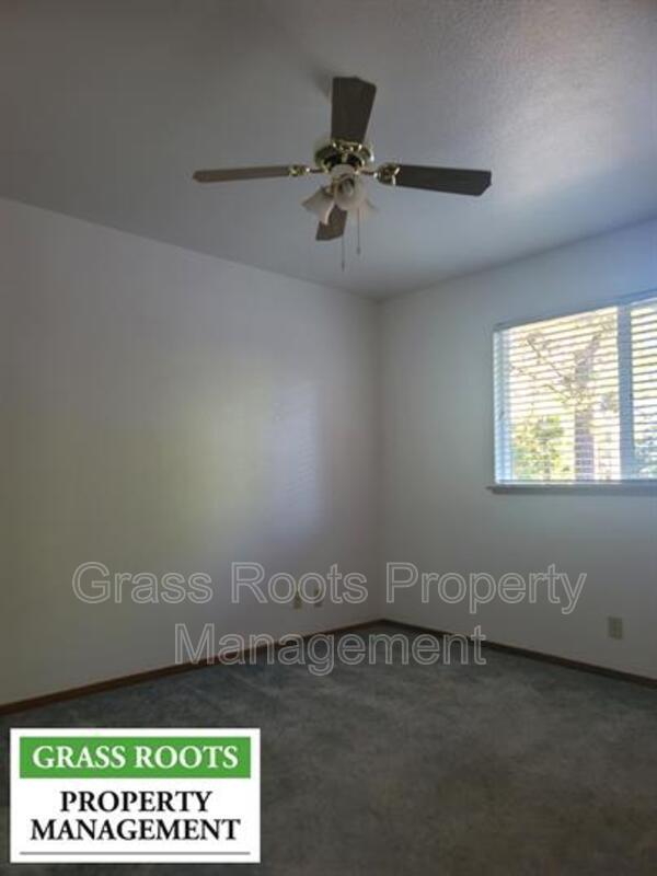 Foto del edificio - 11751 Upper Cir Dr