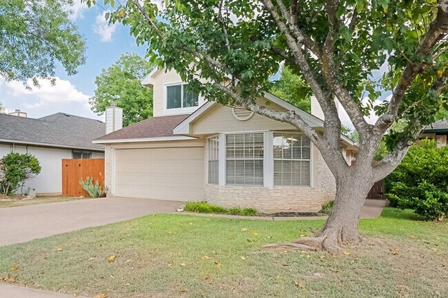 Building Photo - 16827 Whitebrush Loop