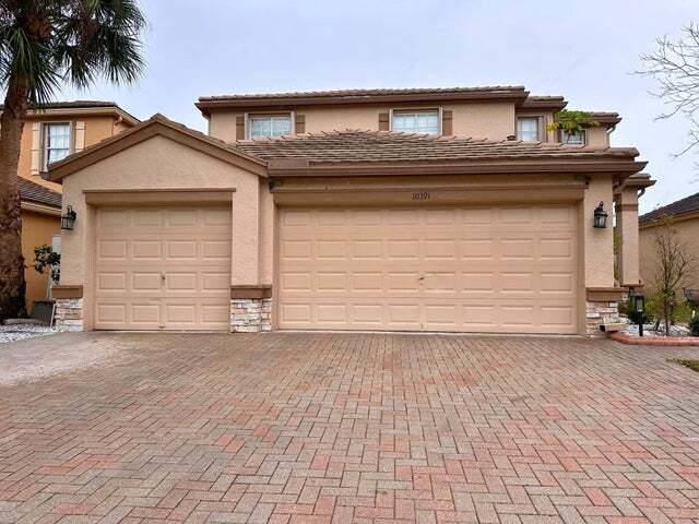Photo - 10391 Old Winston Court, Wellington, FL 33449 - 5 BR 3 BA Single-Family Home