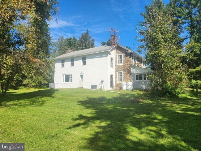 Foto del edificio - 432 Quarry Rd