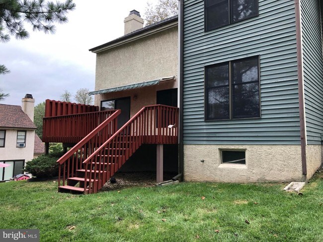 Building Photo - 3108 Franciscan Way