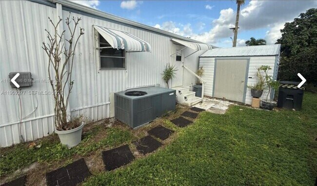 Foto del edificio - 5470 SW 25th Way