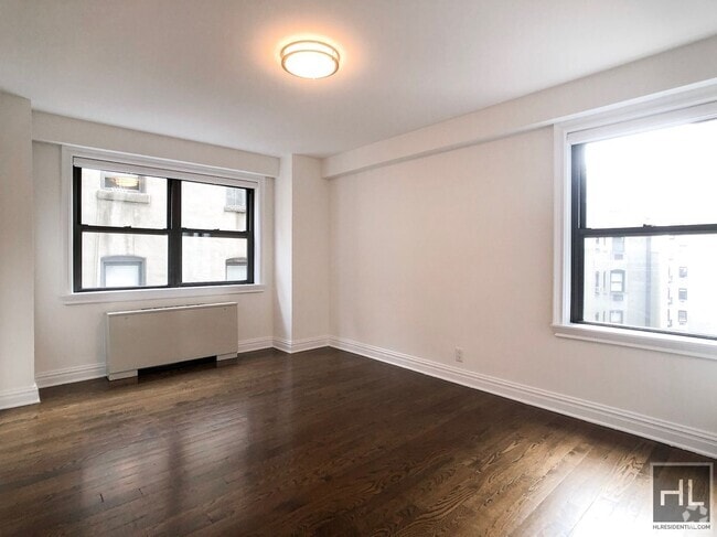 Building Photo - East 89 Street