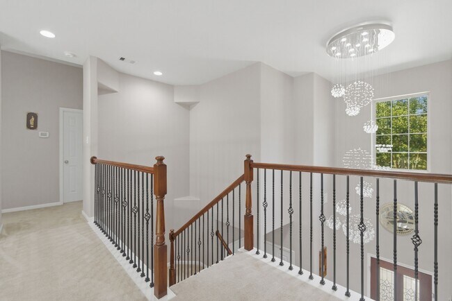 Foto del edificio - 14535 Mountain Cliff Ln