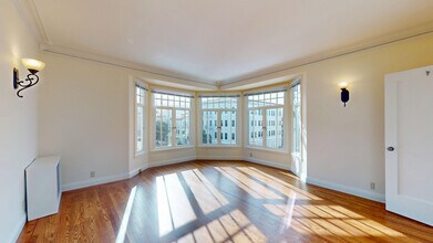 Building Photo - 2290 North Point St