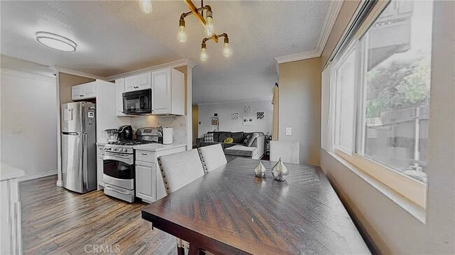 Building Photo - 4591 Orange Ave