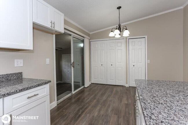 Foto del edificio - 12273 Versailles St, Jacksonville, FL 32224
