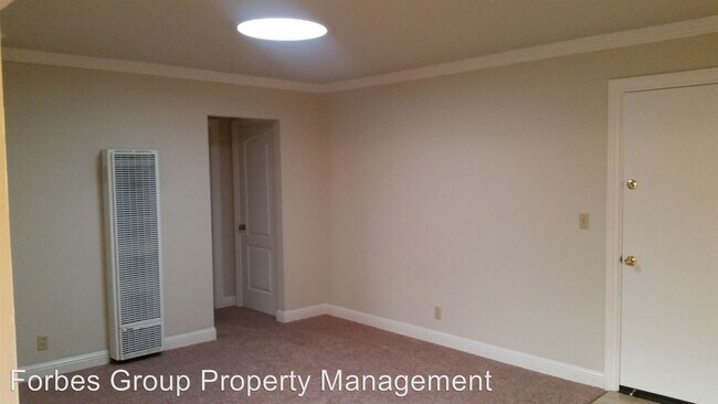 Foto del edificio - 219 Rushmore Ln