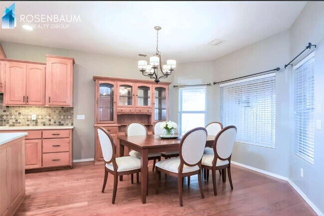 Foto del edificio - 15310 S Kline Pl