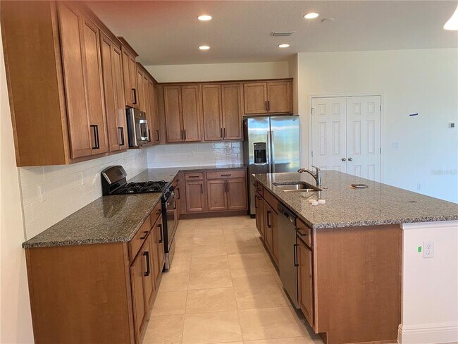 Foto del edificio - 4842 Gilded Jewel Dr
